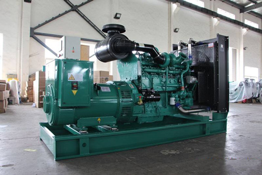 鄯善320kw康明斯柴油发电车出租组图片 鄯善320kw康明斯柴油发电车出租组图片